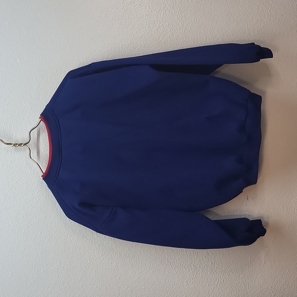 Vintage Women's Christmas Sweater with Cardinal. - Picture 4 of 6